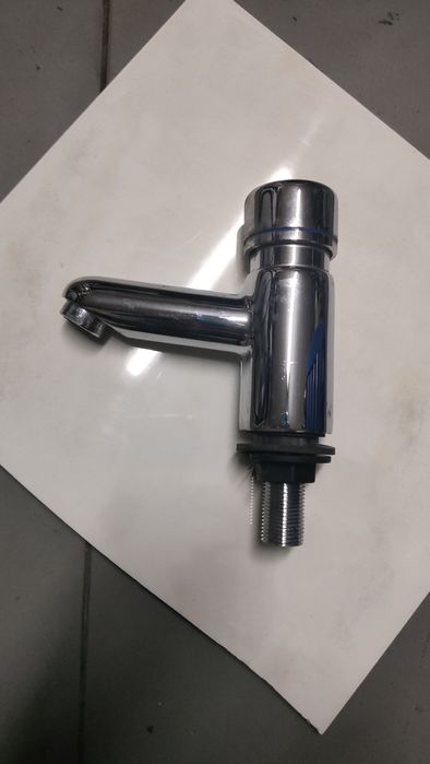 Torneiras de mola  GROHE