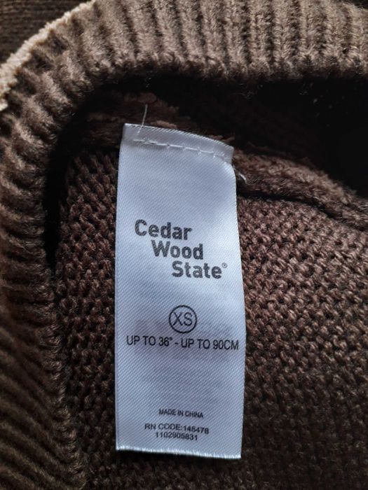 Тепла новорічна кофта ,толстовка, xs.
Cedarwood State