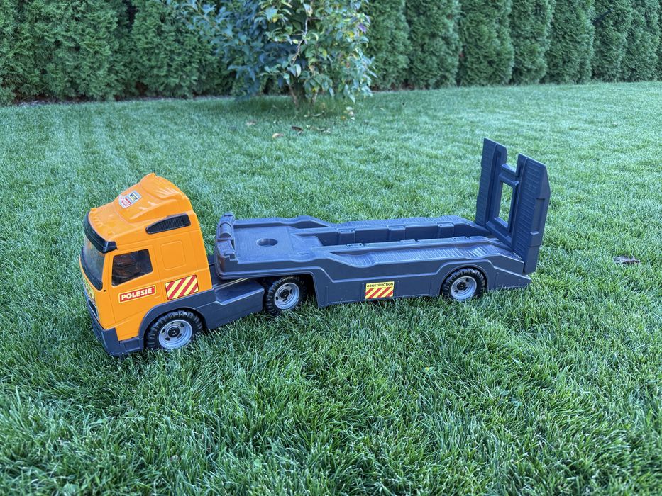 Polesie ciezarowka z lawetą