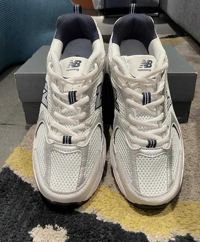Srebrny*Dar Damskie New Balance530 UnisexTrampki roz. 40.5
