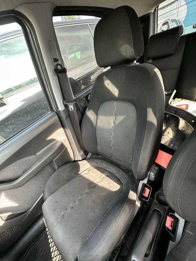 Fotele Panda 100HP Siedzenia kanapa komplet