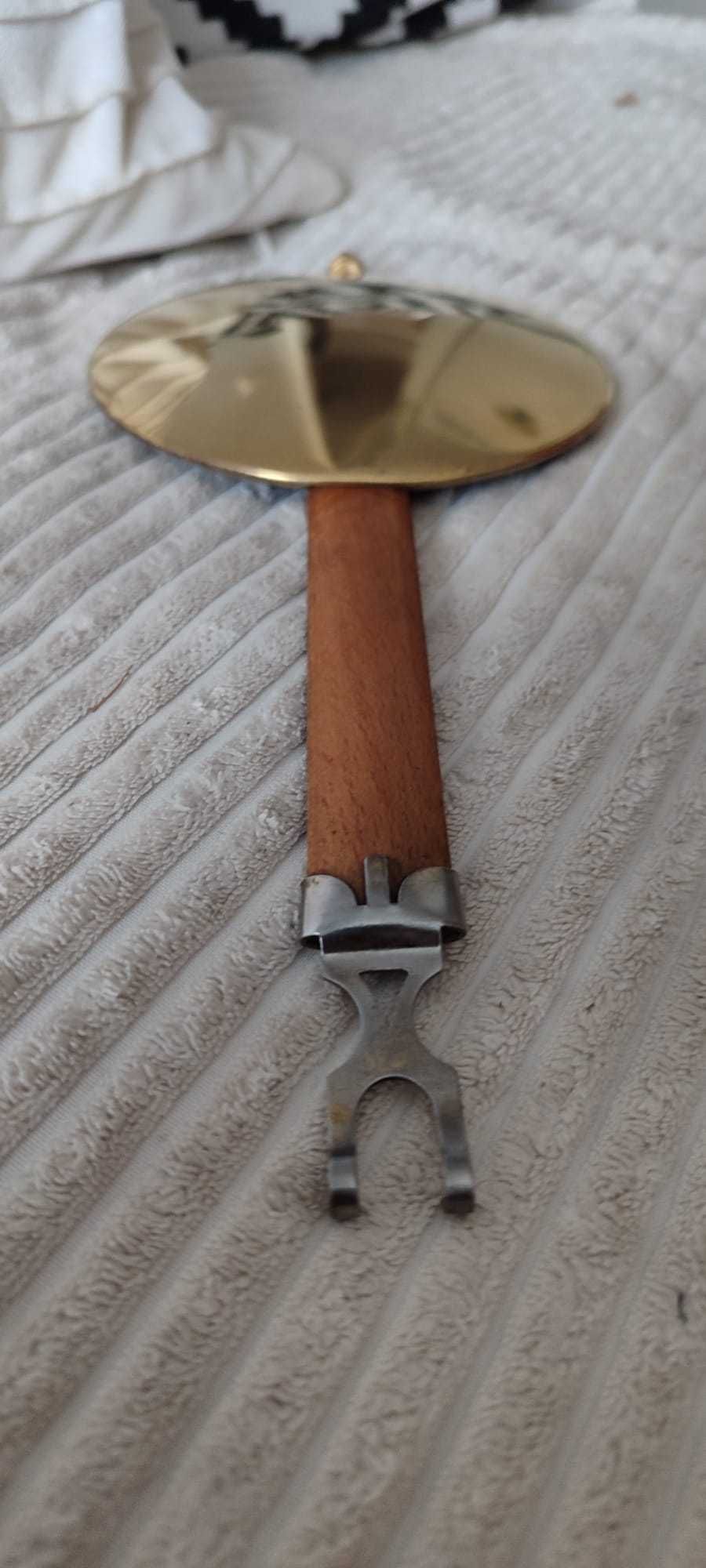 394 Zegar wiszący mechaniczny Junghans z 1949 roku antyk