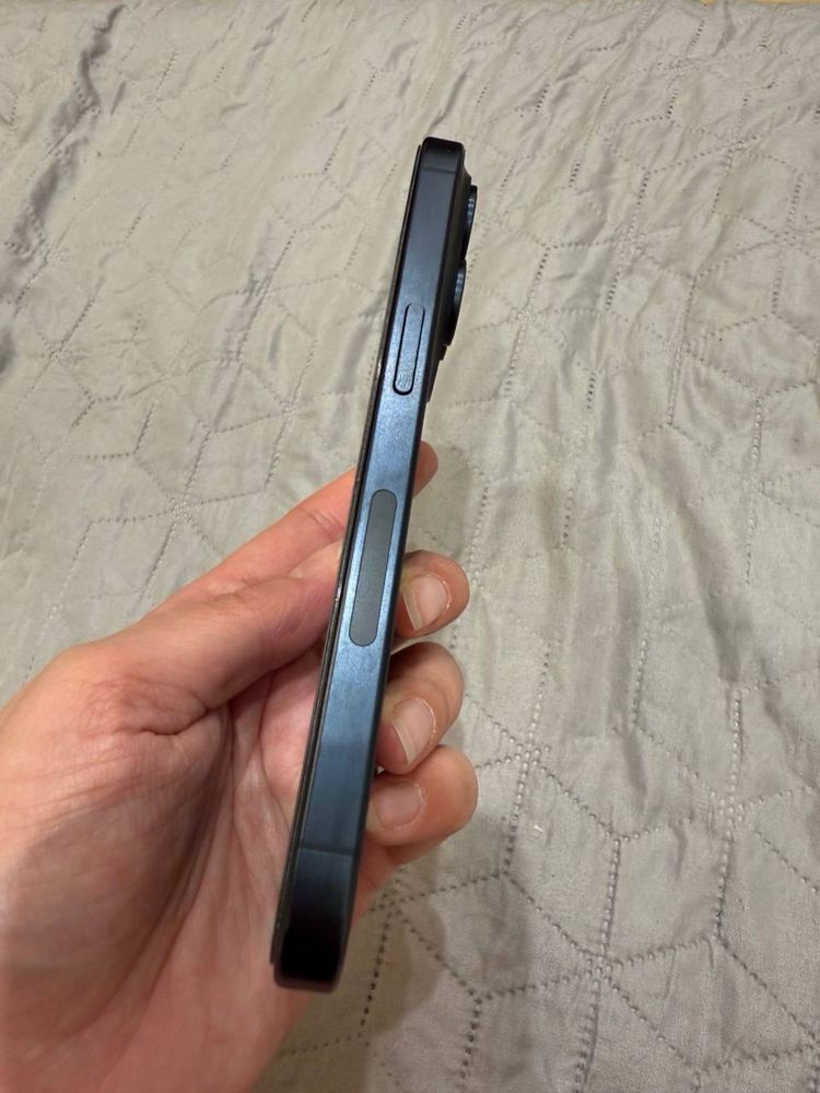 Iphone 15 pro 256 gb Neverlock Blue Titanium