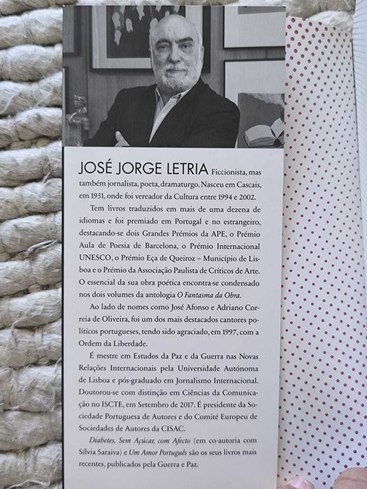 A Volta ao Medo em Oitenta Dias
de José Jorge Letria