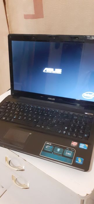 Portatil Asus i3 350m