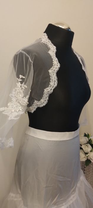 Bolerko narzutka ślubna