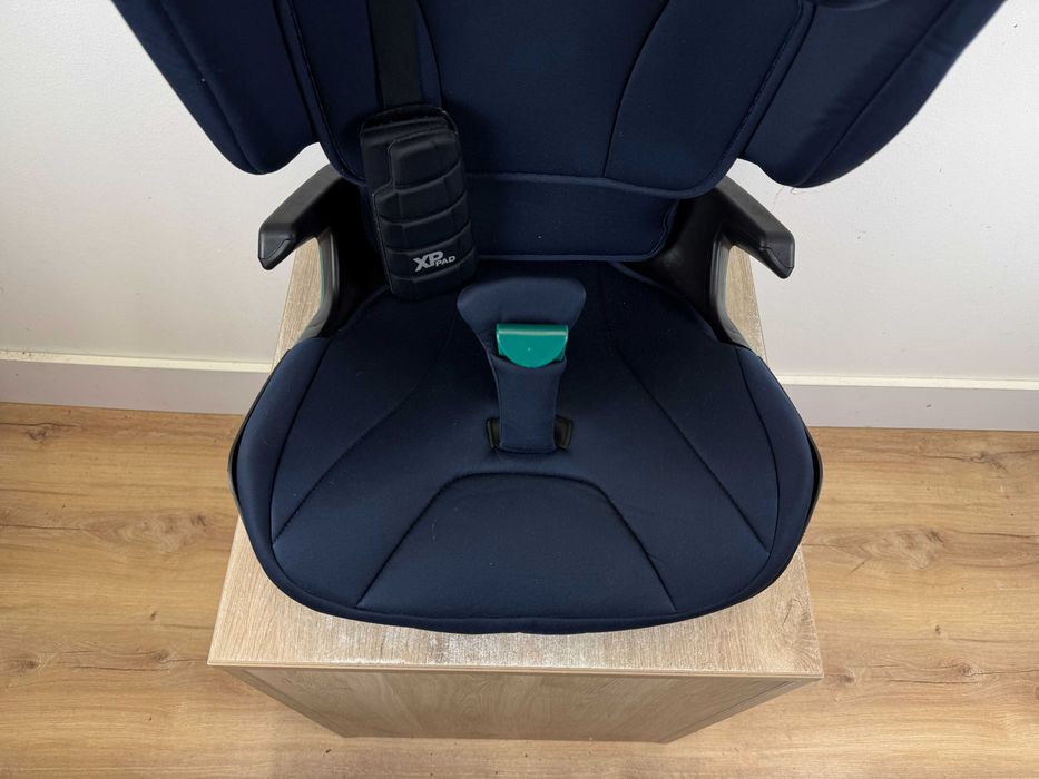 Fotelik samochodowy ROMER Kidfix i-Size 15-36KG