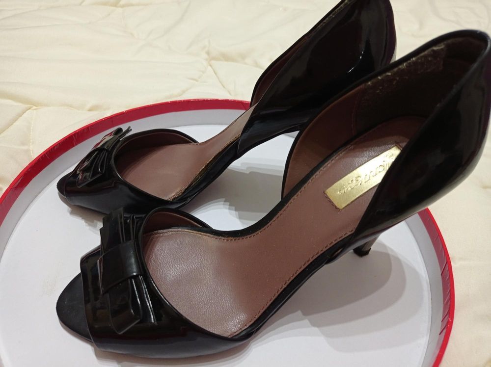 Sapatos/sandálias Zara tamanho 37