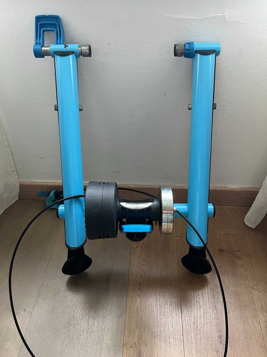 Rolo de treino Tacx Blue Matic Basic + sensores Garmin