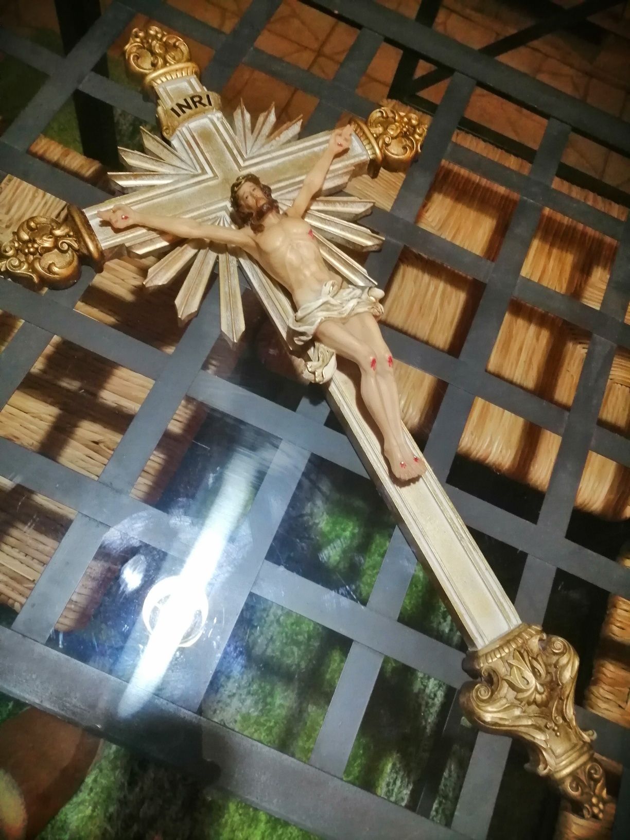 Cruz de Cristo em Marfinite