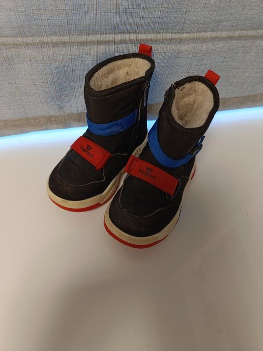 Зимові чобітки для хлопчика