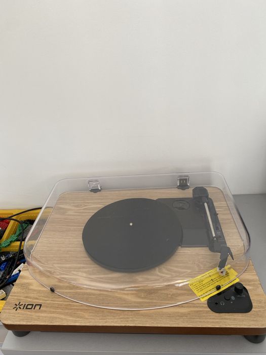 Gramofon Ion it55F