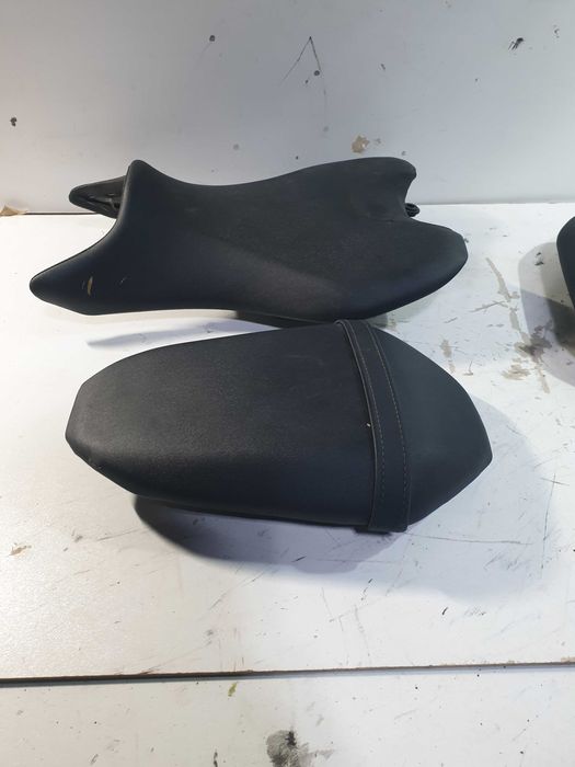 Yamaha MT007 siedzenie pasażera kierowcy