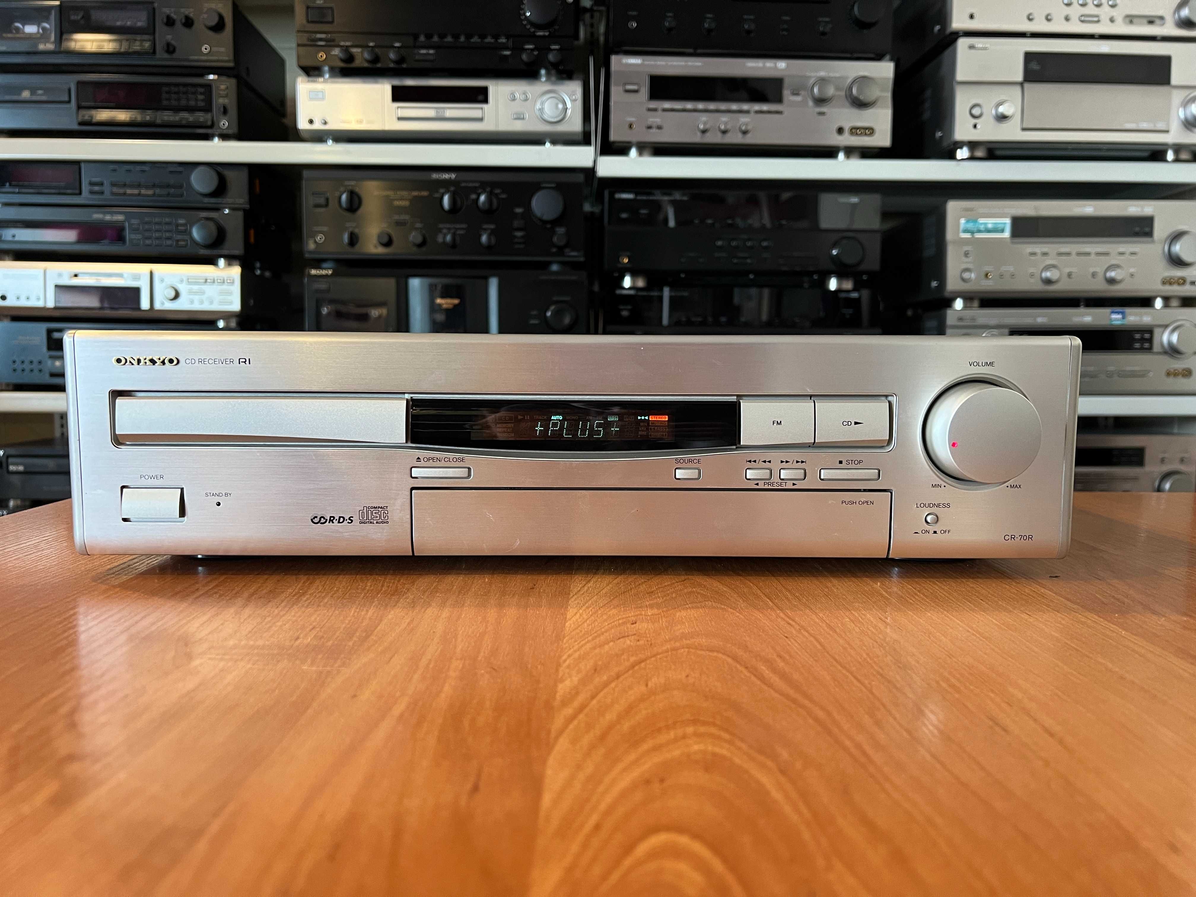 Amplituner Onkyo CR-70 z odtwarzaczem CD, Audio Room