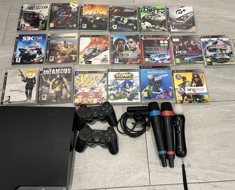 PS3 PlayStation como nova. Pouco uso.