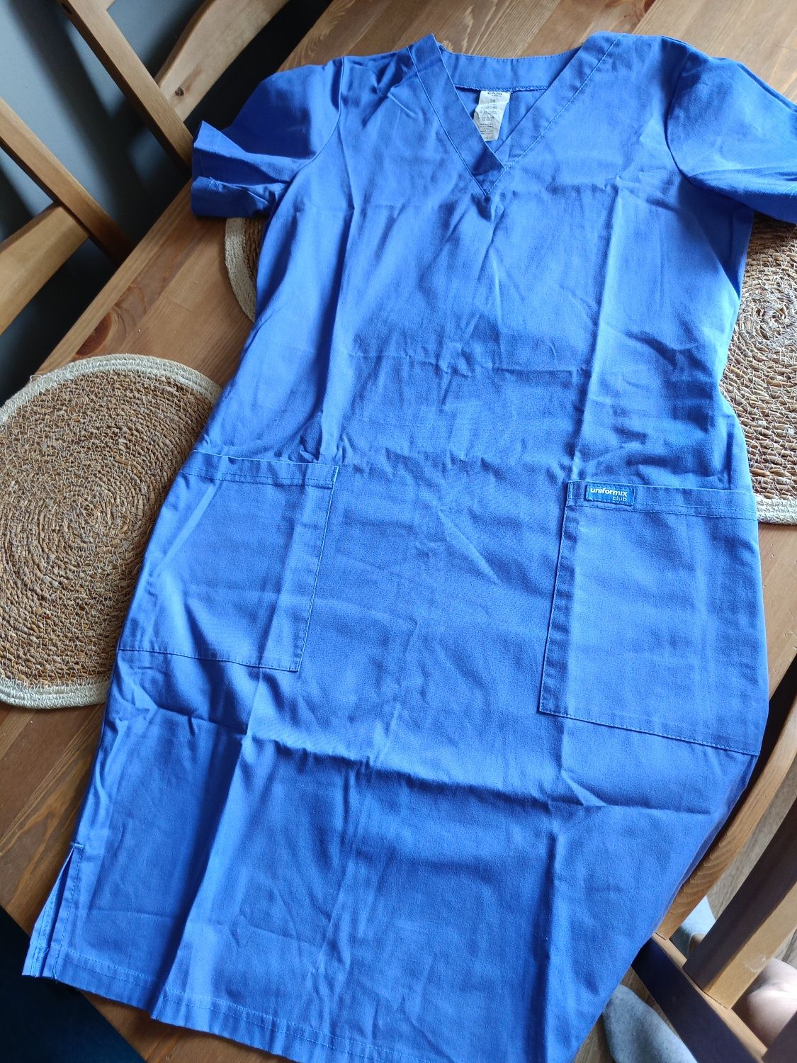 Uniformix ubrania rozm 36