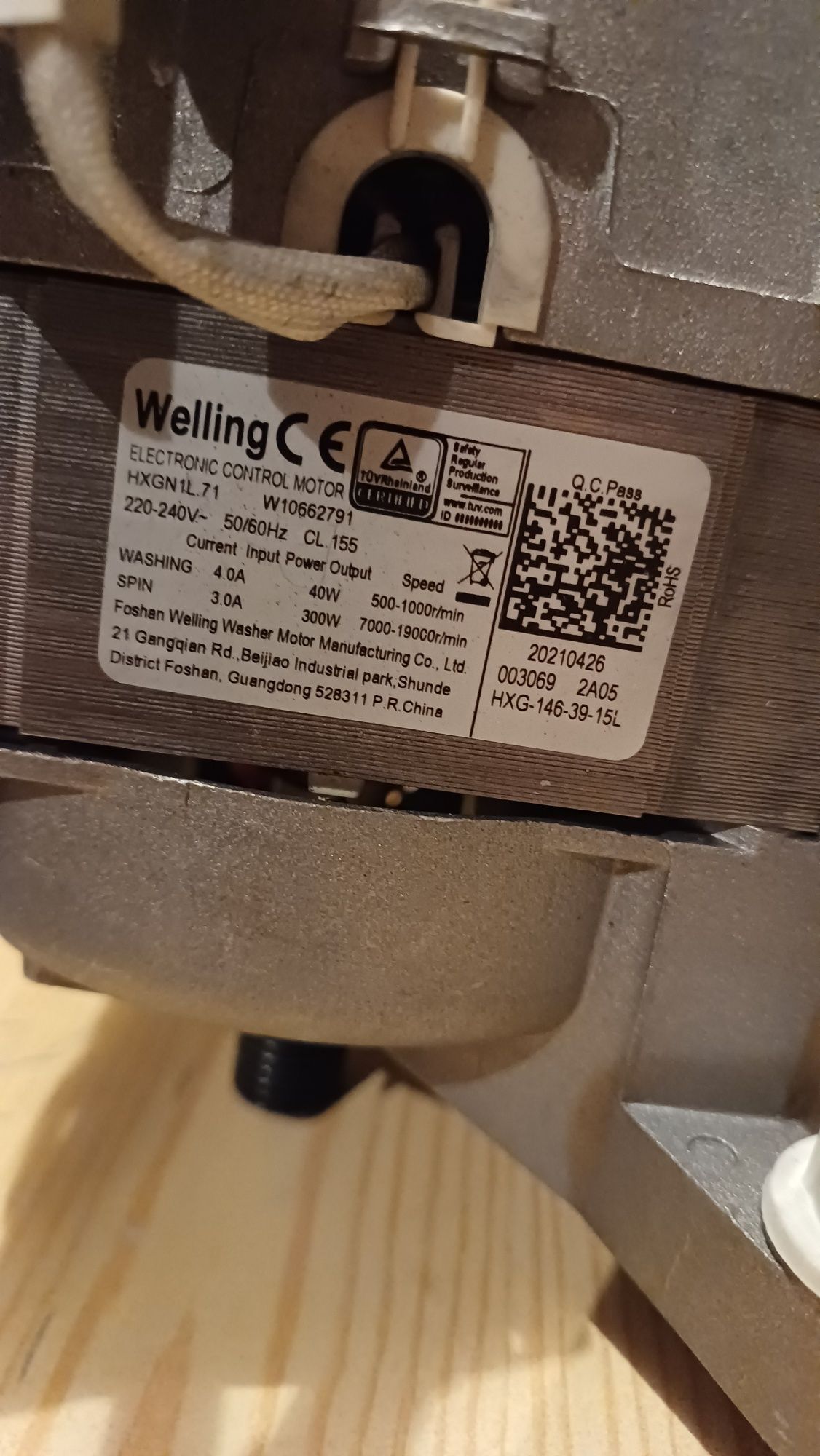 Silnik (Welling) HXGN1L.71 pralki Whirlpool + gratis pasek