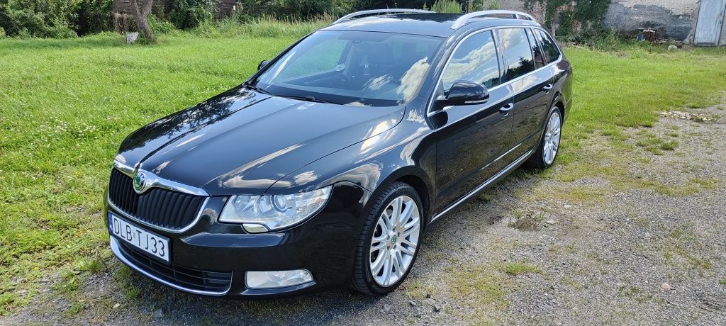 Skoda suberb kombi  2.0 TSI 200KM  2012r