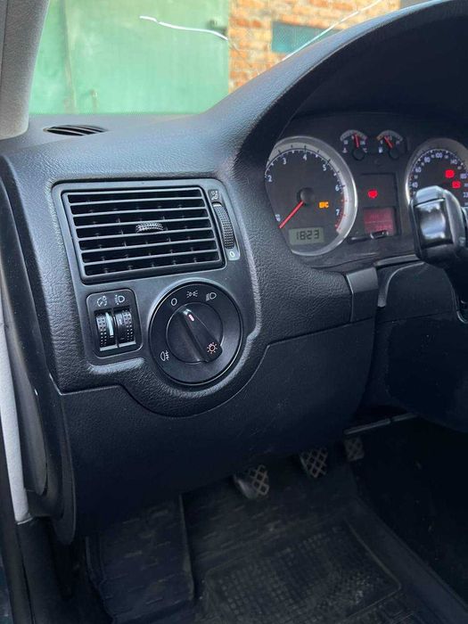 Volkswagen Golf 4 1.6