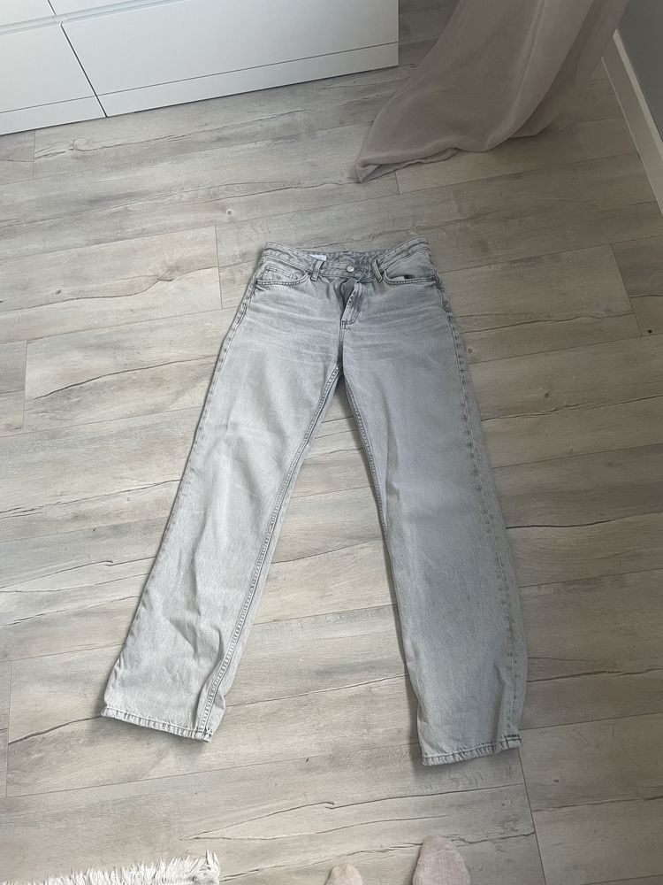 Zara jeans wild leg ze strednim stanem rozm 40