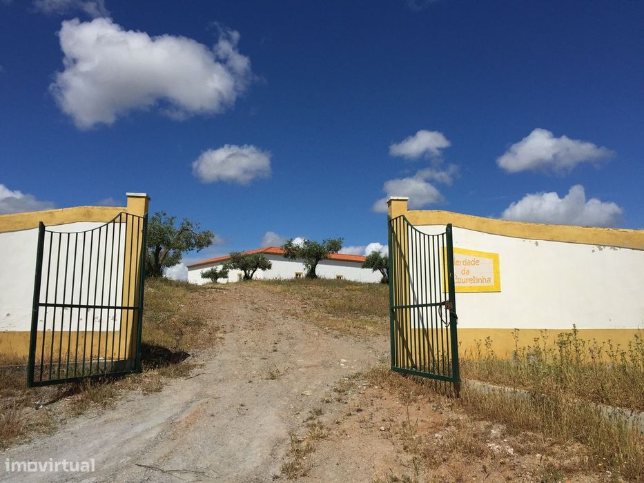 Herdade da Courelinha - O Seu Refúgio de Luxo nas Margens do Alqueva