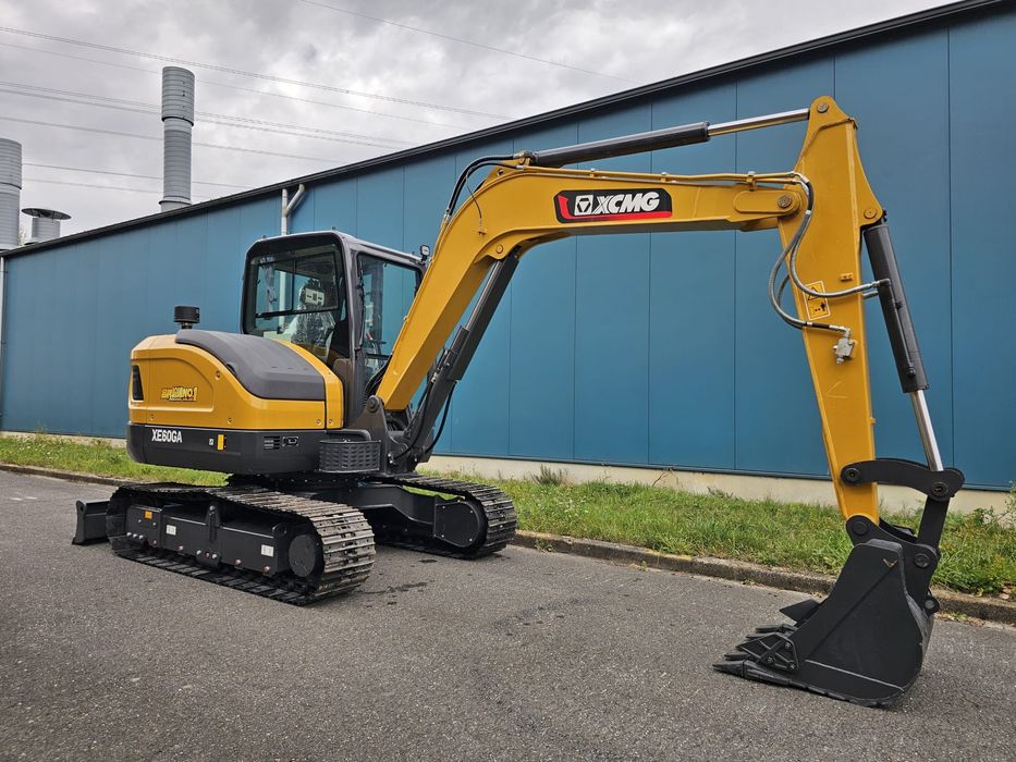 Mini giratória escavadora XCMG 6000kg,