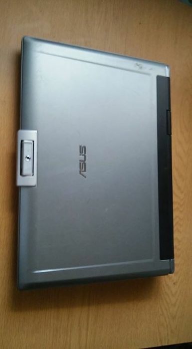 Asus F5Z