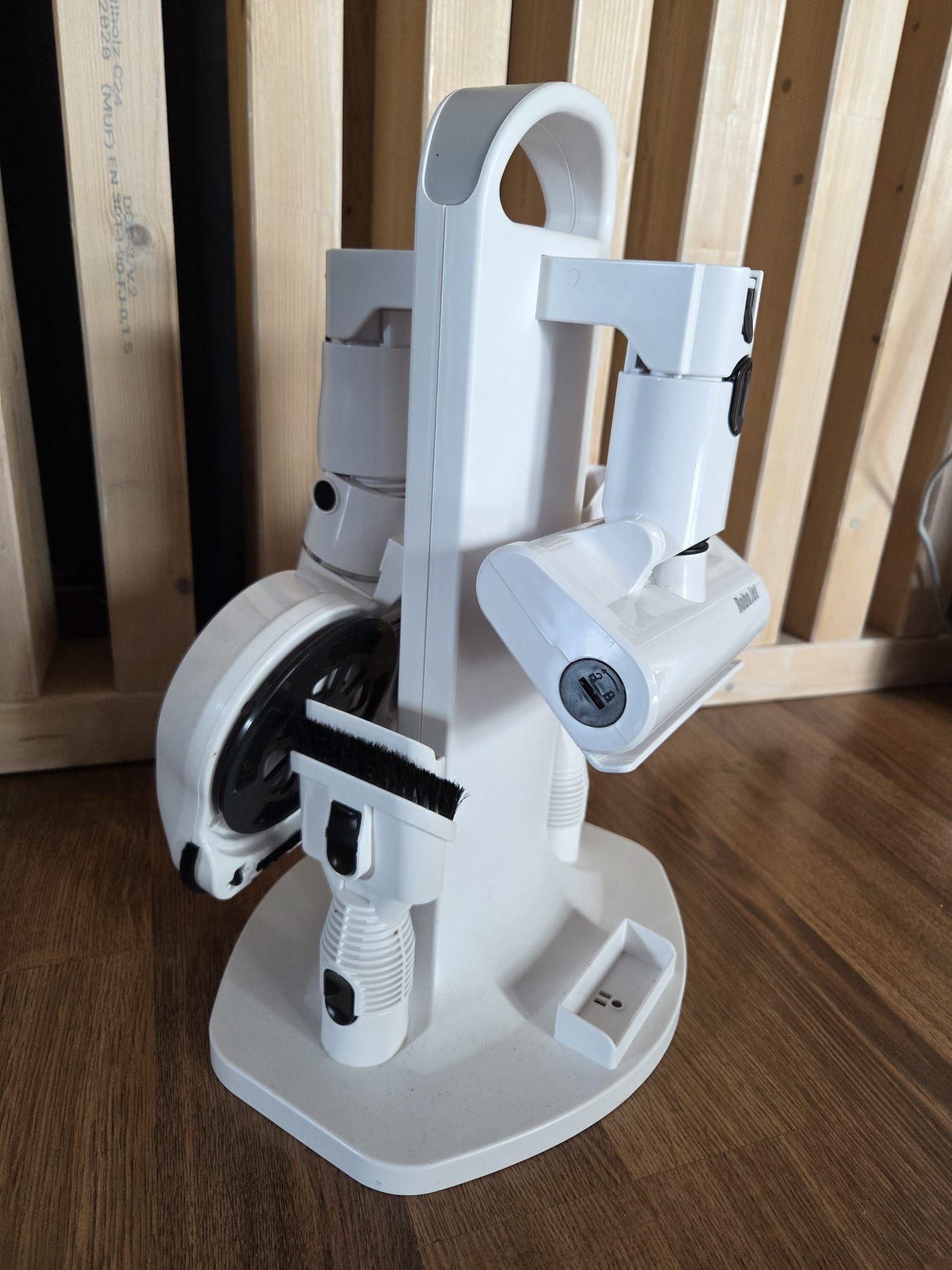 Odkurzacz pionowy Robojet speed up 2 pro