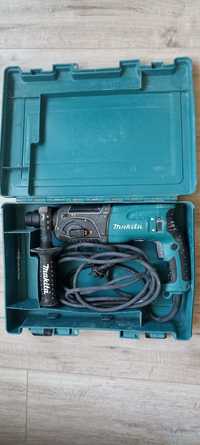 Перфоратор Makita HR 2470