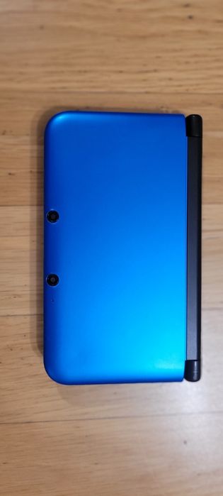 Nintendo 3ds ігрова приставка,в хорошому стані.