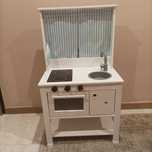 Cozinha de brincar c/cortinados - 55x37x98 cm