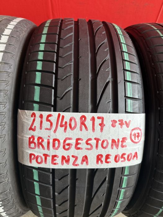 Pneus 215/40/17 Firestone + Bridgestone Impecaveis
