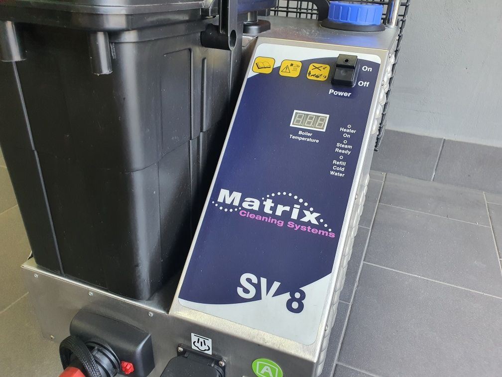 Maszyna parowa z odkurzaczem Matrix SV8