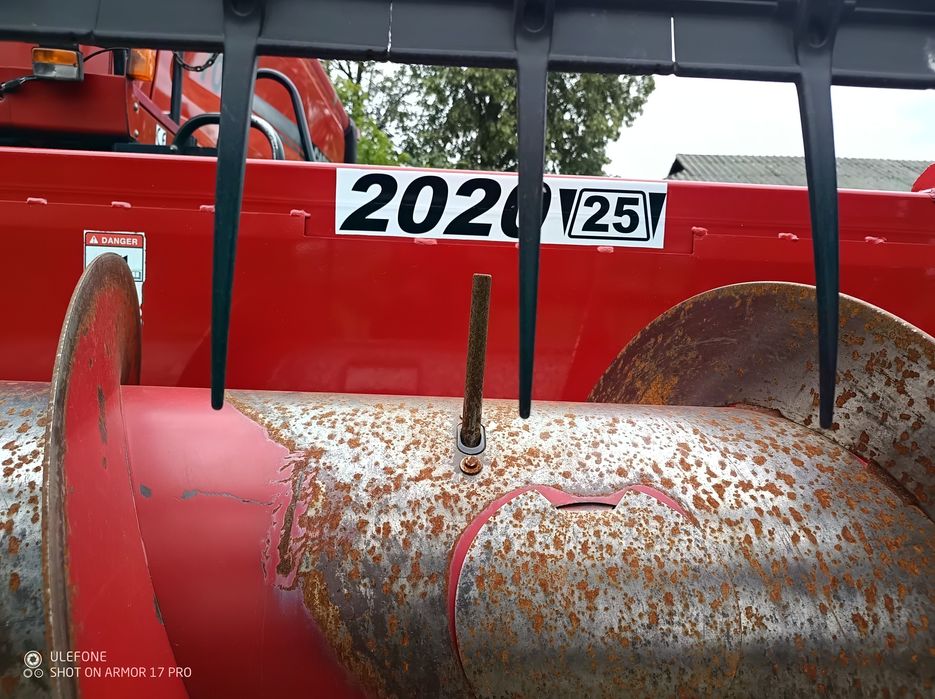 Продам комбайн Кейс 7088