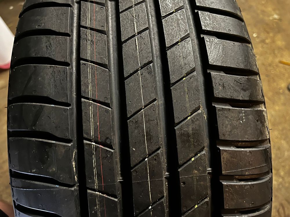 Opony letnie Bridgestone Turanza T005 NOWE 215 40 R18