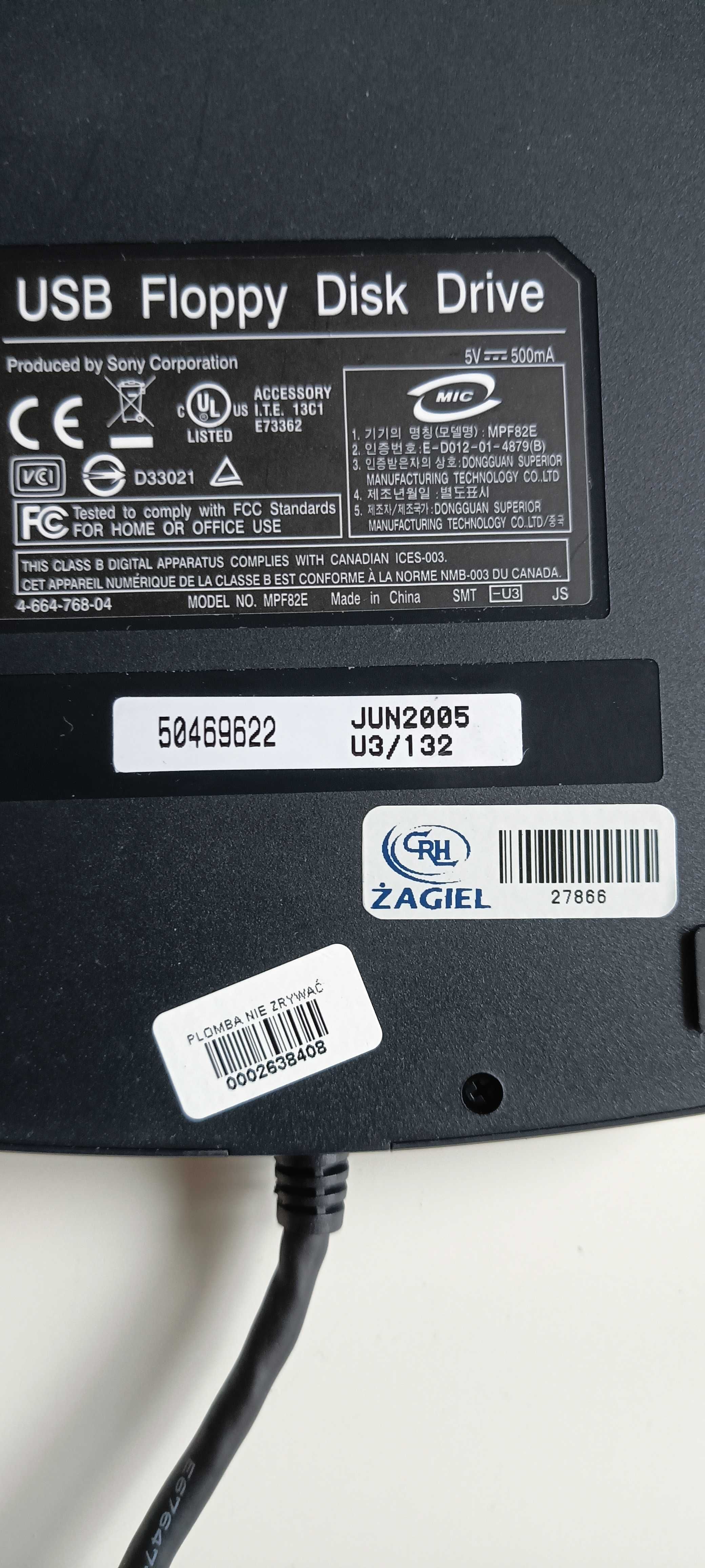 Zewnętrzny dysk na dyskietki, USB floppy disk drive