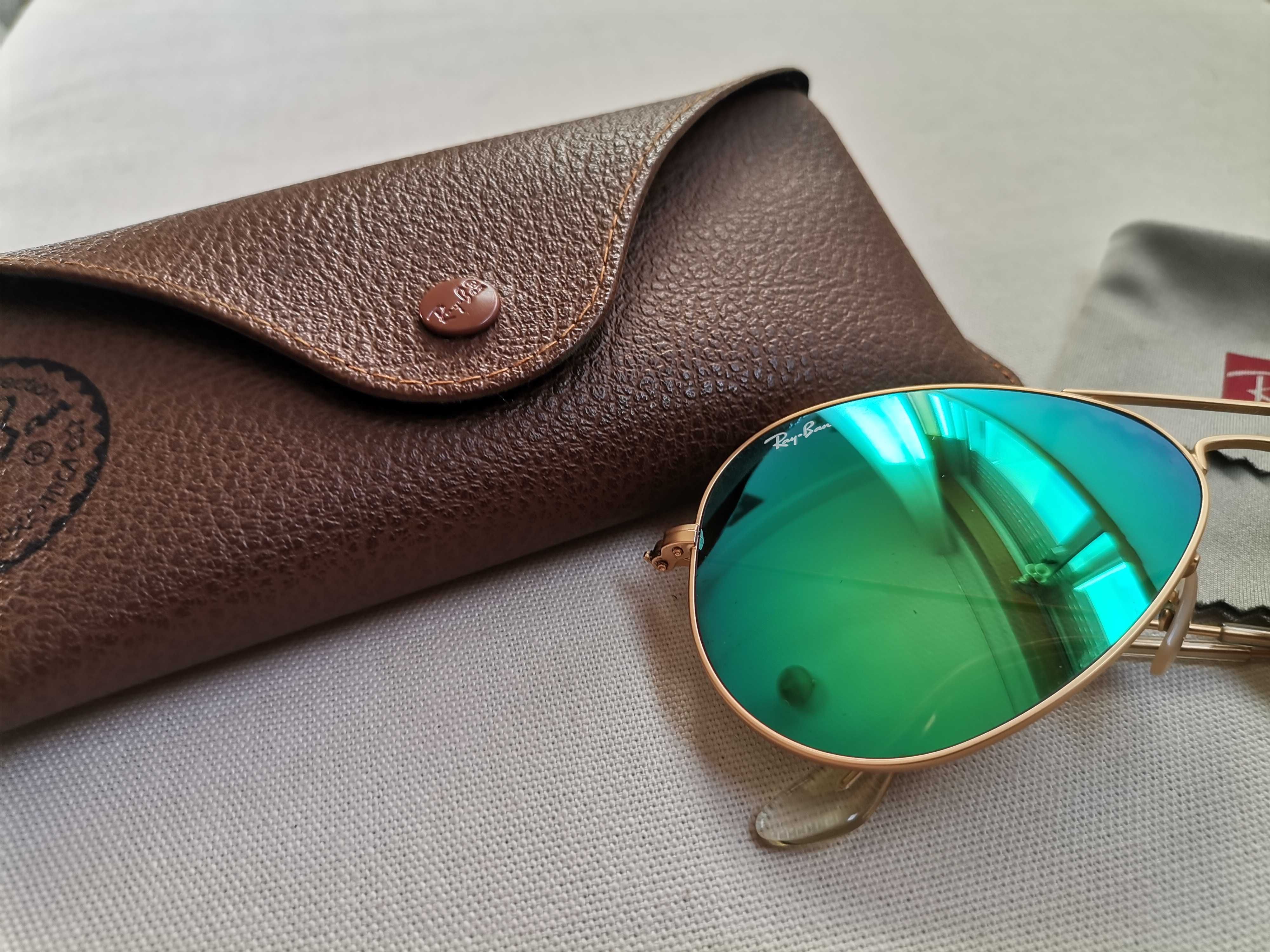 Óculos de sol Ray-Ban aviador espelhados