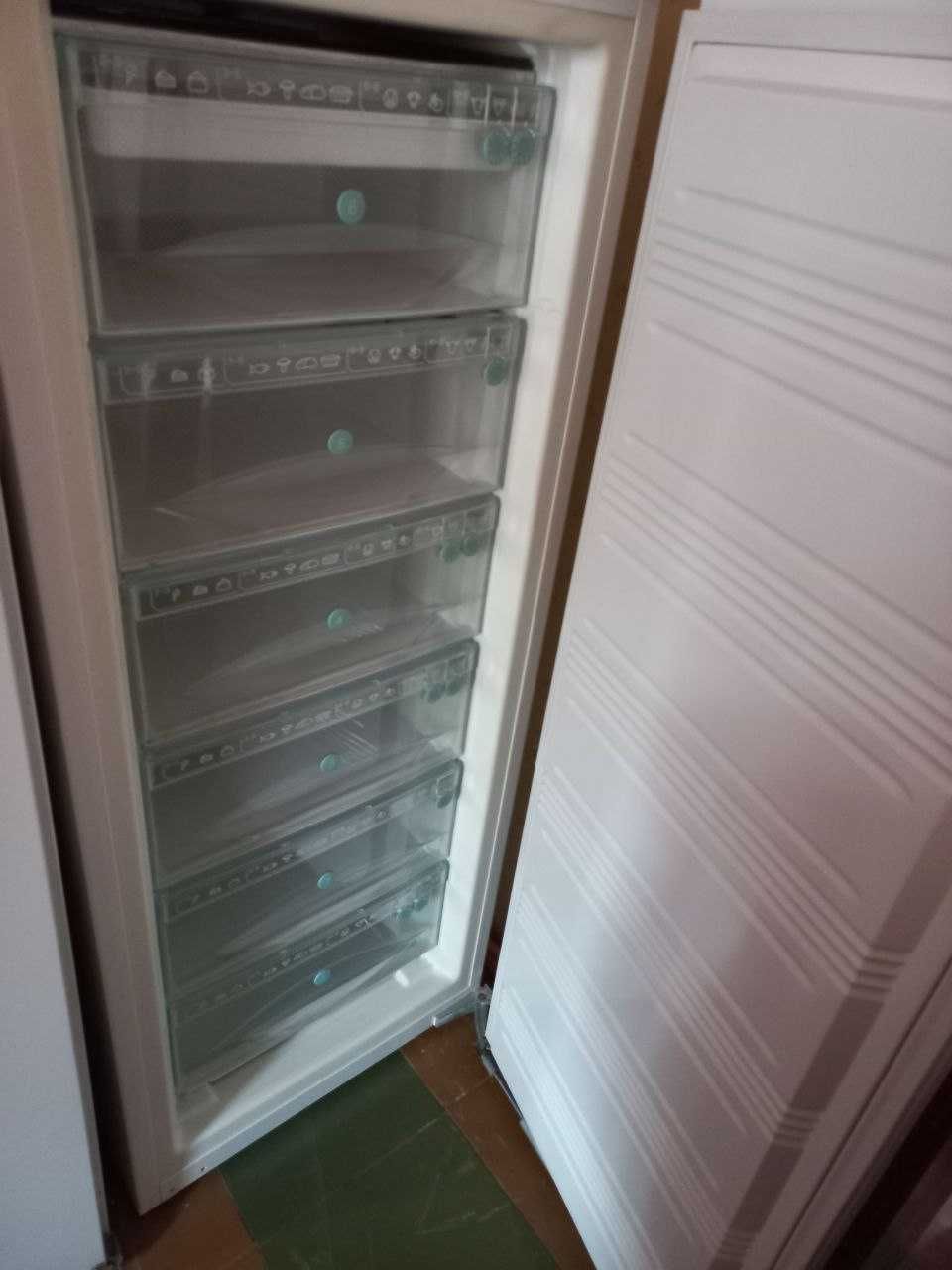 "Miele" Холодильник та морозильна камера. Німеччина. КОМПЛЕКТ!