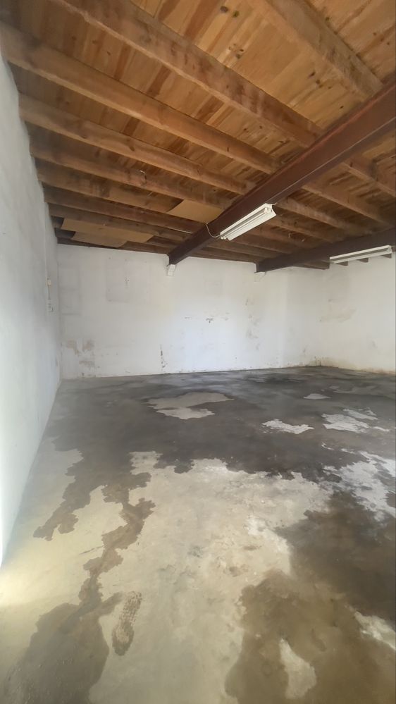 Arrenda-se garagem Centro de Benavente