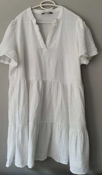 Sukienka biała muślinowa F&F, rozmiar 50