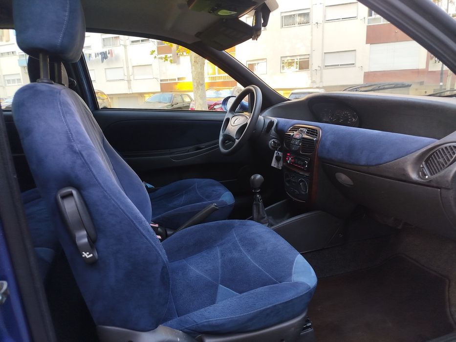 Lancia Y 1.2 i 86cv completamente irrepreensível com apenas 120.000km
