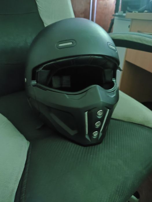 Продам Шолом для мотоцикла-велосипеда