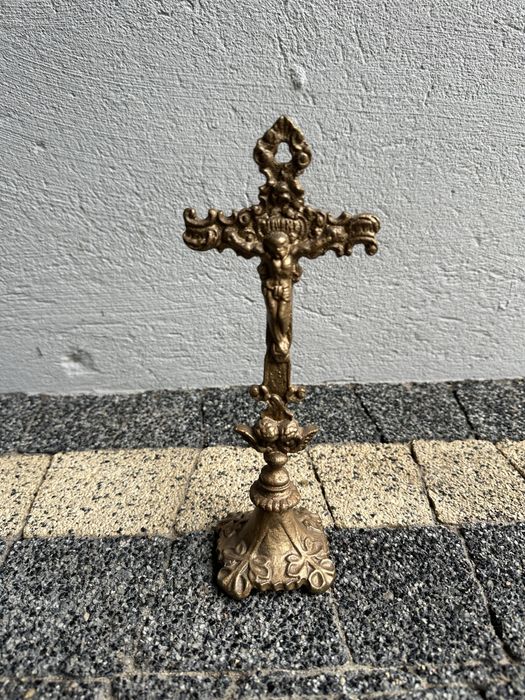 Zabytkowy krzyż jezus antyk krzyżyk figura krzyża