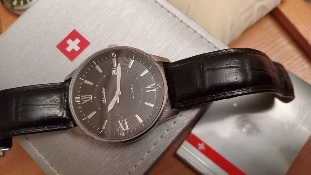 Швейцарський годинник Adriatica Automatic механіка автопідзавод