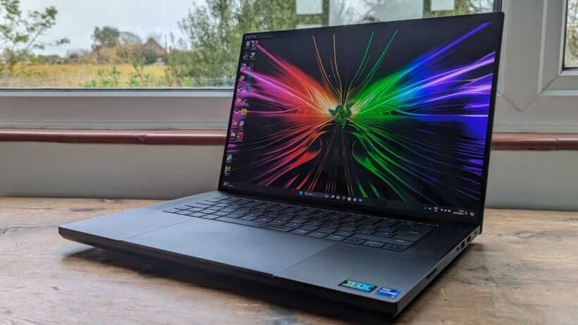 Razer Blade 16 - 4090 i9 14900HX