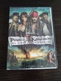 Film DVD Video "Piraci z Karaibów: Na nieznanych wodach" Walt Disney