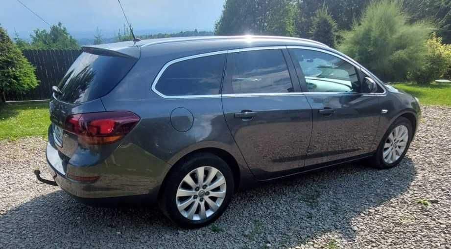 Opel Astra J (IV) 2011r 1.7 cdti