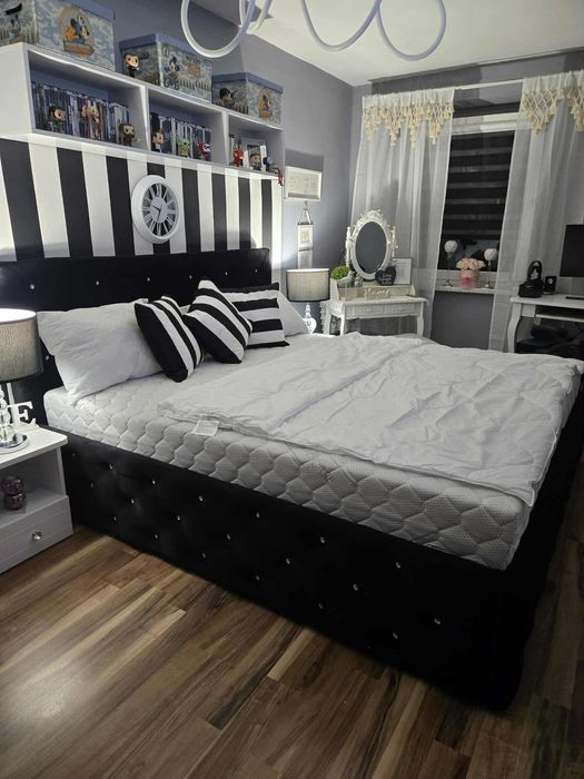 Łóżko glamour sypialniane