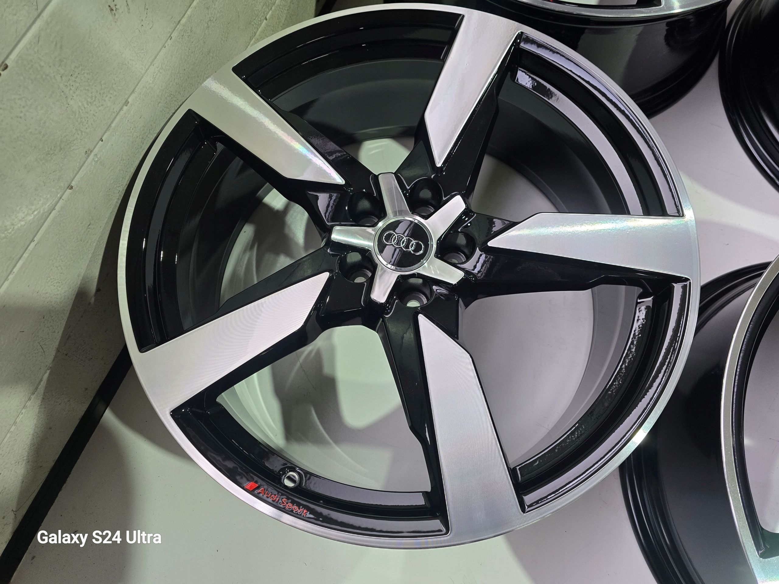Audi Sport Q5 SQ5 A6 S6 C7 C8 A7 S7 A8 5x112 21'' ET34