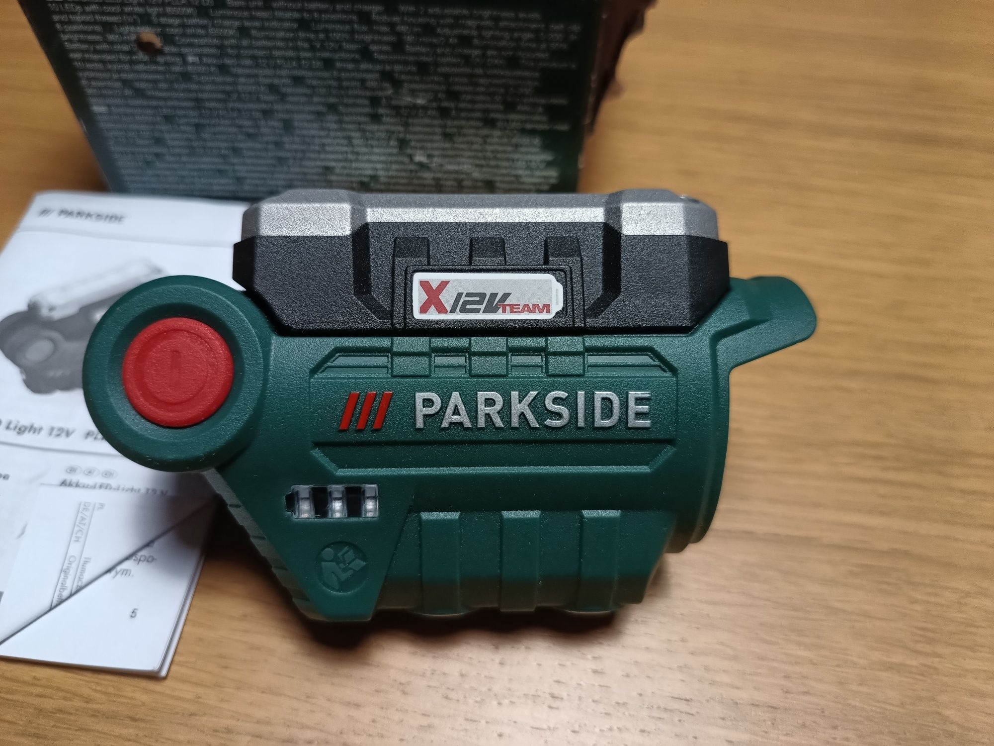 Nowa latarka Parkside PLLA 12 D3 LED